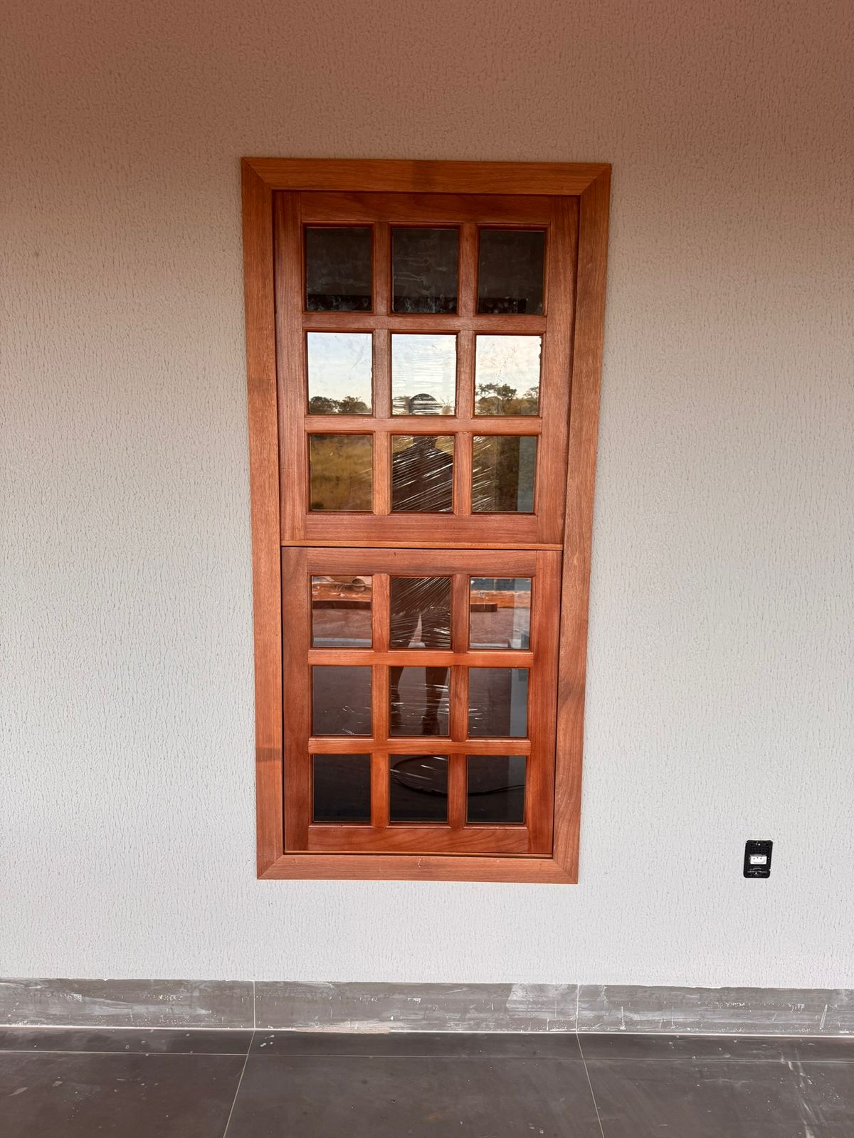 Janela de Madeira Vazada